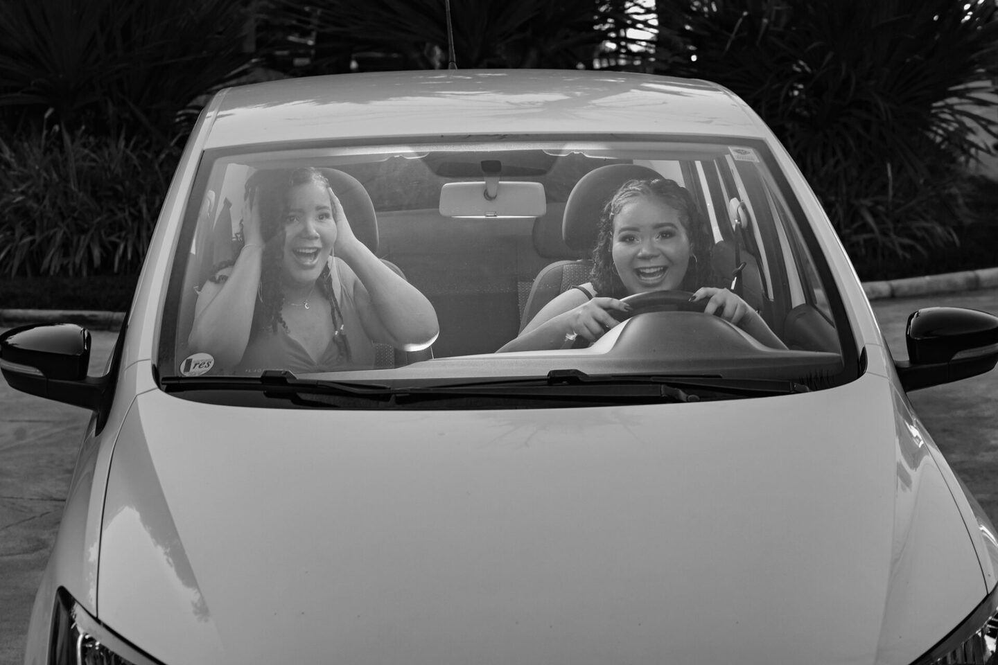 Ensaio Feminino - Cecilia e Camila - Orquidário Lusal - Itabira/MG