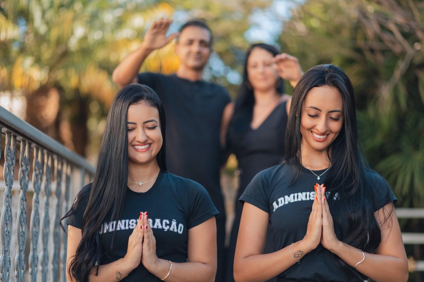 Ensaio Corporativo - Formatura - Larissa e Luana - Orquidário Lusal - Itabira/MG
