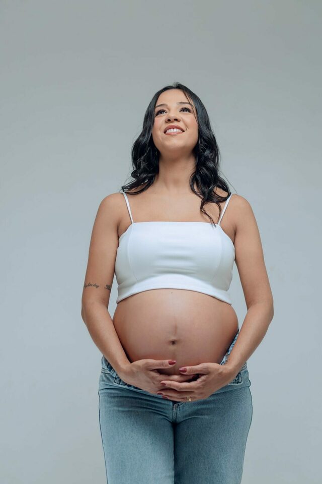 Ensaio Gestante - Anna e Família - Estudio Liv - Itabira/MG